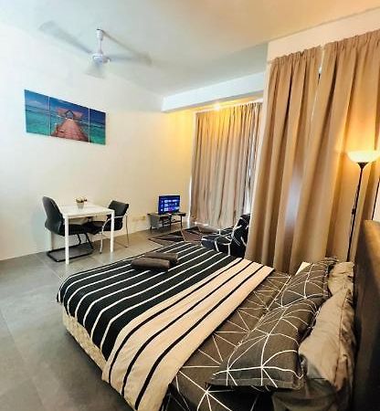 Furr Empire Damansara Studio Free Netflix Wifi Petaling Dzsaja Kültér fotó